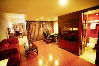 Chengdu Boyue Hotel ภายนอก รูปภาพ